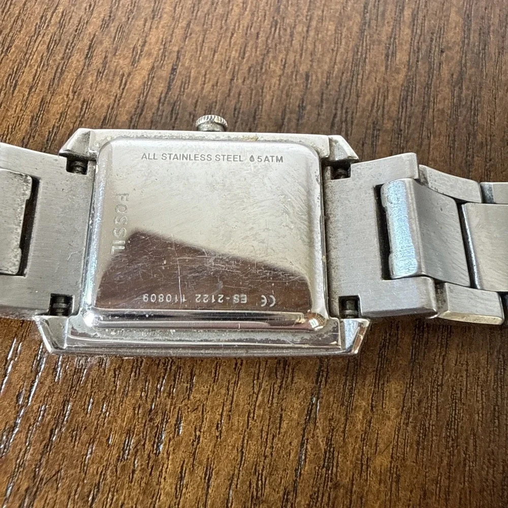 Fossil Quartz Watch Vintage Silver and Gold Tone Needs Battery